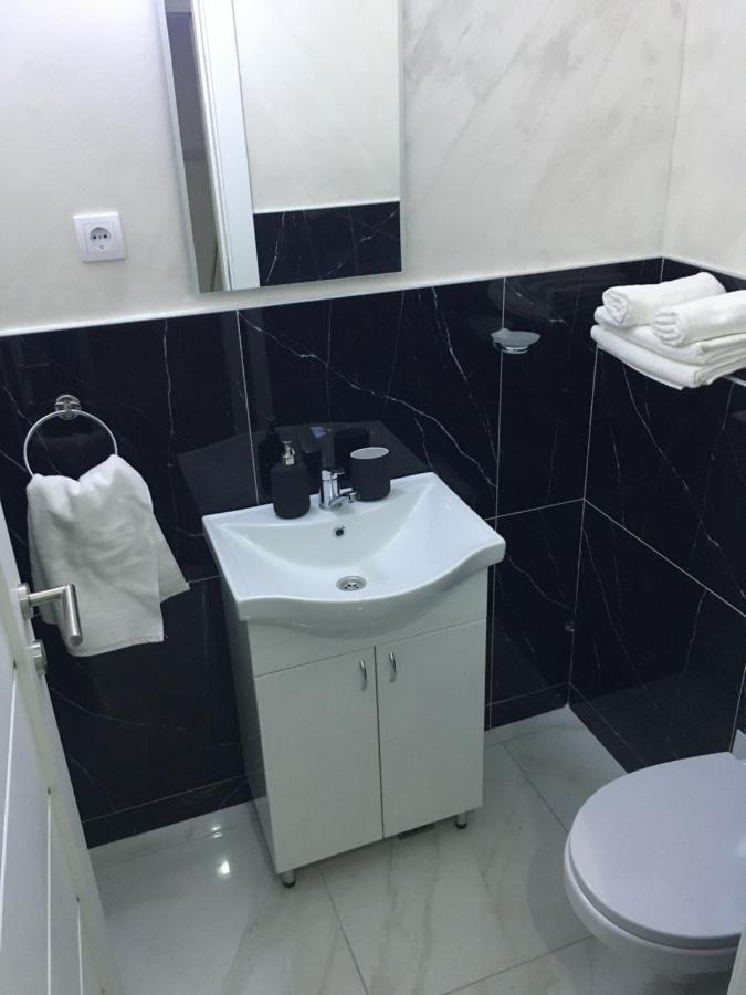 Seti Gorgeous Apartments With Jacuzzi เบลเกรด ภายนอก รูปภาพ