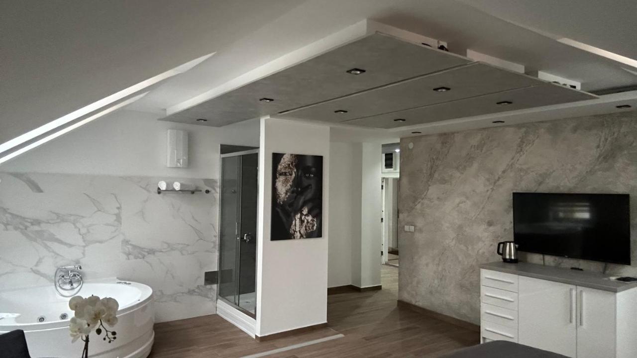 Seti Gorgeous Apartments With Jacuzzi เบลเกรด ภายนอก รูปภาพ